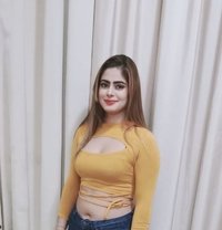 Simran Singh - puta in Kuala Lumpur