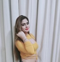 Simran Singh - puta in Kuala Lumpur