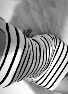 Priyanka - escort in Kathmandu Photo 1 of 6