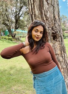 Priyanka Real Escort - puta in Vijayawada Photo 1 of 4
