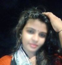 Priyanka real meet and cam show availabl - escort in Hyderabad