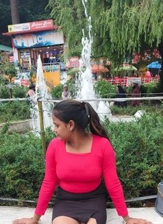 Priyanka Sharma - escort in Noida Photo 4 of 8