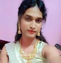 PRIYANKA SHEMALE OUTCALL INCALL CHENNAI - Acompañantes transexual in Chennai
