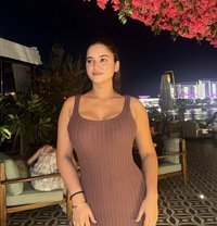 Priyanka Singh - puta in Phuket