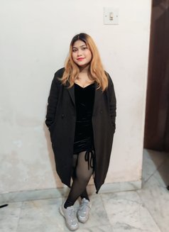 Priyanka Singh - escort in Coimbatore Photo 2 of 3