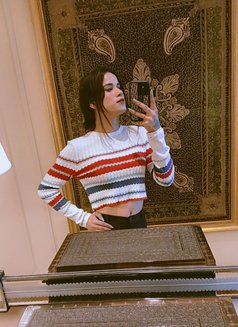 Priyanka Singh - escort in Faridabad Photo 3 of 5