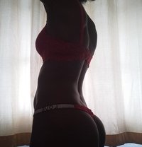 Priyankaa - escort in Colombo