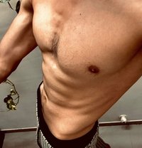 Priyansh for Men, Women and Couples - Acompañantes masculino in Mumbai