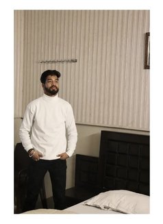 Priyansh - Male escort in Gurgaon Photo 3 of 4