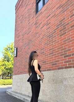 Priyanshee Indian Spl Bj Service - escort in Dubai Photo 4 of 11