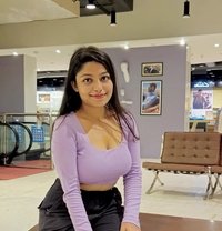 Priyanshi CAM SHOW & REAL - puta in Hyderabad