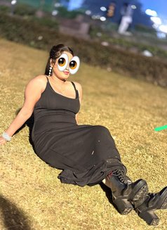 Priyanshi Delhi Meet - escort in New Delhi Photo 3 of 3