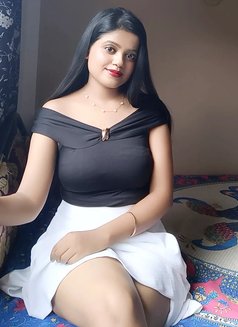 Priyanshi I Want to Meet Genuine Guys He - escort in Kochi Photo 1 of 2