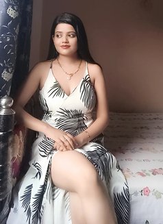 Priyanshi I Want to Meet Genuine Guys He - escort in Kochi Photo 2 of 2