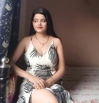 Priyanshi I Want to Meet Genuine Guys He - puta in Kochi