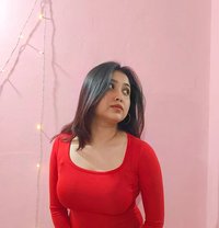Priyanshi I Want to Meet Genuine Guys He - escort in Kolkata