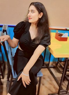 Priyanshi I Want to Meet Genuine Guys He - puta in Visakhapatnam Photo 1 of 2