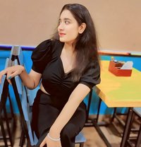 Priyanshi I Want to Meet Genuine Guys He - puta in Visakhapatnam Photo 1 of 2