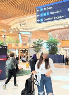 Priyanshi indian naughty GFE spl Bj - escort in Dubai Photo 1 of 10