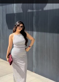 Priyanshi indian naughty GFE spl Bj - escort in Dubai Photo 8 of 10