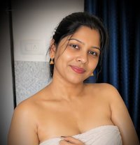 Priyanshi - escort in Lucknow