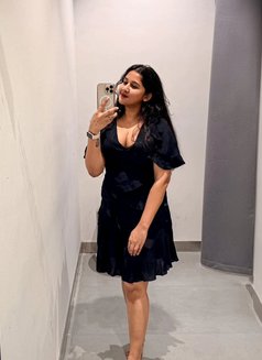 Priyanshi - escort in Mumbai Photo 2 of 2