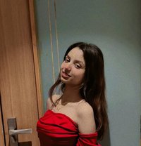 Priyanshi Shah Vadodara Escort Service - puta in Vadodara