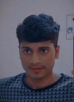 Priyanshu - Male escort in Mumbai Photo 2 of 3