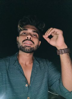 Priyanshu - Acompañantes masculino in Kolkata Photo 6 of 8