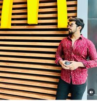 Priyanshu - masseur in Gurgaon