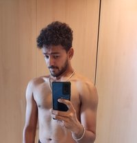 Priyanshu - Male escort in Pune