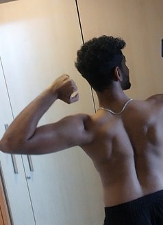 Priyanshu - Acompañantes masculino in Pune Photo 7 of 7