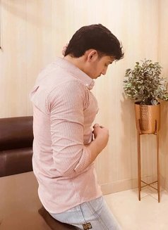 Priyanshu Play Boy 🫦 - Acompañantes masculino in Dehradun, Uttarakhand Photo 2 of 2