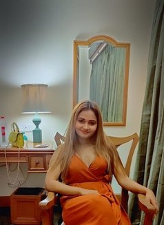 Priyotama Escort Service - puta in Kolkata Photo 2 of 4