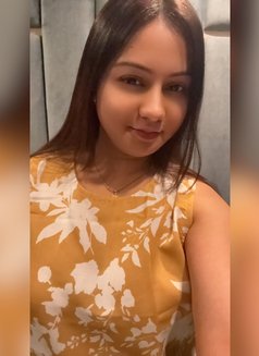 Priyu - escort in New Delhi Photo 1 of 4