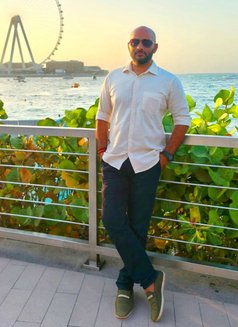 Pro BBC Bull & Holistic Wellness Coach - Male escort in Bangalore Photo 11 of 11