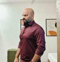 Pro BBC Bull & Holistic Wellness Coach - Male escort in Bangalore