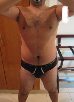 Pro Massager - Male escort in Beirut Photo 8 of 12