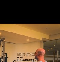 Pro Therapist Dubai From French - Acompañantes masculino in Dubai