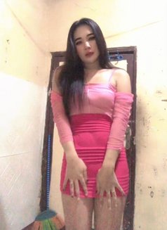 Profesional Trans - Transsexual escort in Jakarta Photo 16 of 21