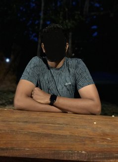 Professional and Private Massage - masseur in Colombo Photo 2 of 3