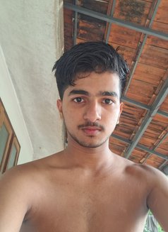 SHAIN for couples and male - Male escort in Al Manama Photo 9 of 10