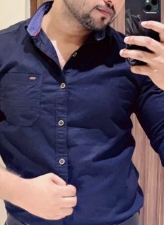 Rahul NCR 24x7 service - Male escort in New Delhi Photo 2 of 8