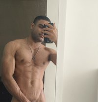 Professional male escort navel - Male escort in New Delhi