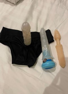 Professional massage/Anal - escort in Riyadh Photo 8 of 8