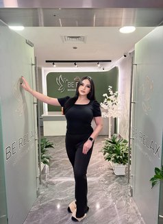 Professional massage and Service - Acompañantes transexual in Riyadh Photo 2 of 10