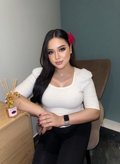 Professional massage and Service - Acompañantes transexual in Riyadh Photo 10 of 10