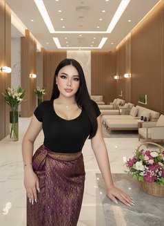 Professional massage and Service - Transsexual escort in Riyadh Photo 3 of 6