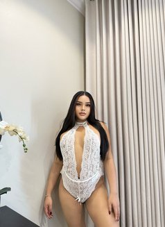 Vanesza VVip service - Transsexual escort in Riyadh Photo 10 of 12