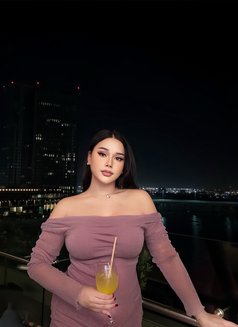 Professional Massage and Vvip Service - Transsexual escort in Dammam Photo 3 of 14